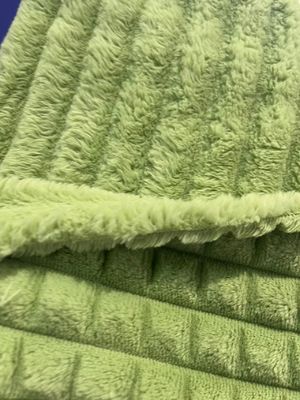 Двухсторонняя фланельная шерсть из пластинки для зимнего одеяла Super Soft 100 Polyester