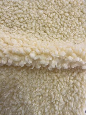 100% полиэстерная ткань из бархатной ткани Teddy fleece для одежды домашняя текстиль подушки и игрушки